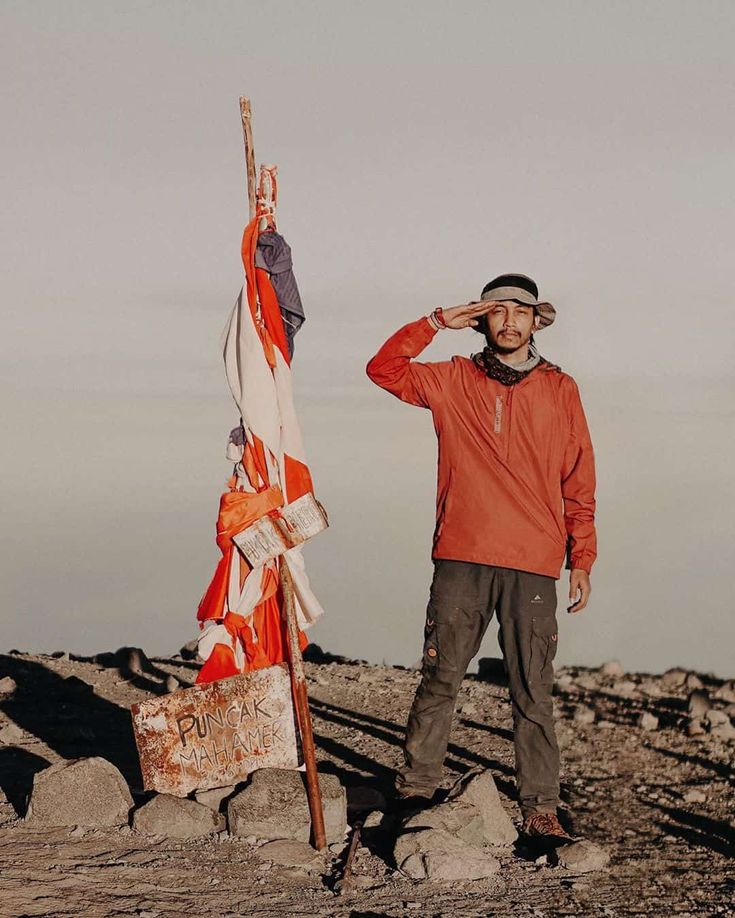 7 Influencer Pendaki Gunung Indonesia yang Menginspirasi