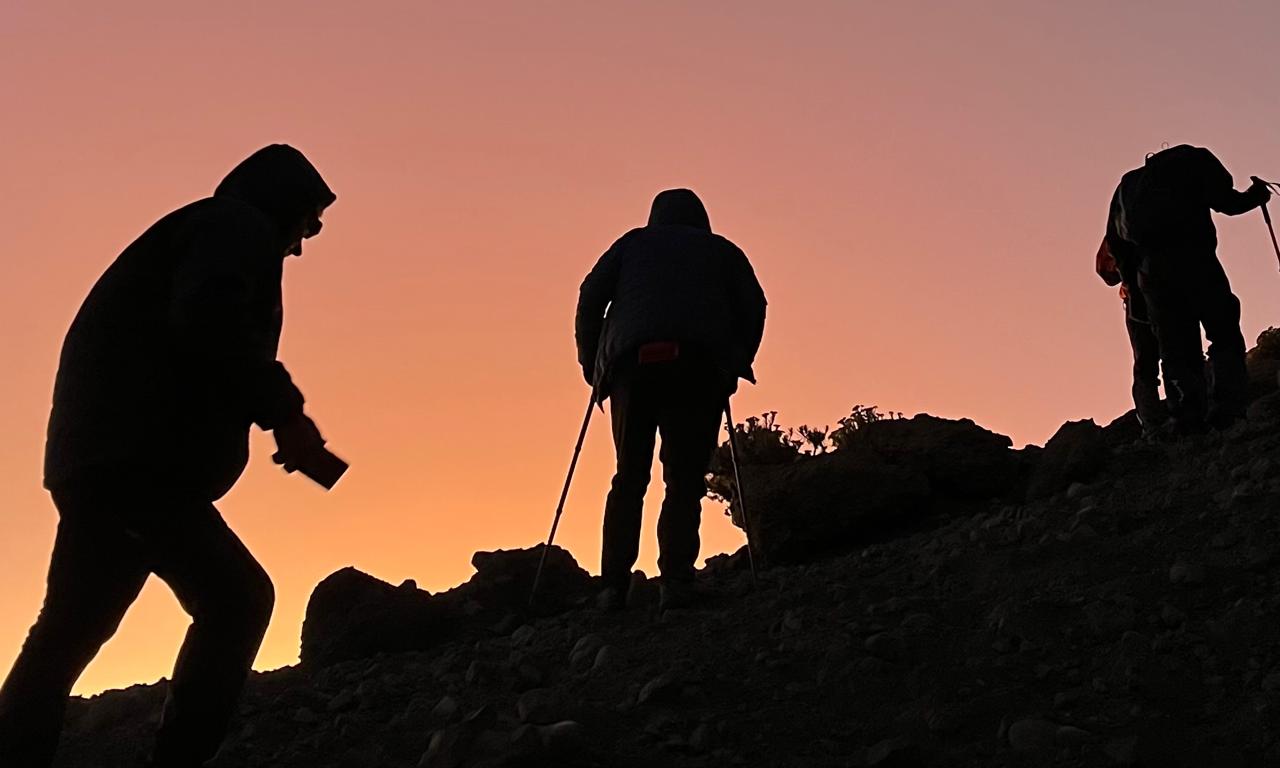 mendaki gunung | Destinesia